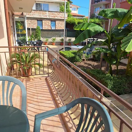 Pensión авеню *